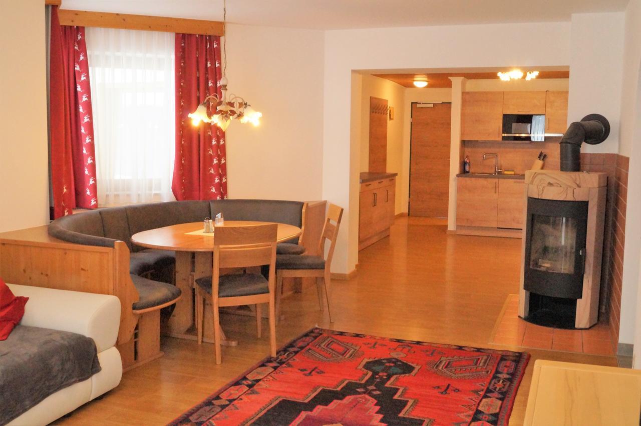 Sieglhub Chalets - Appartements - Hotel Flachau Exterior photo